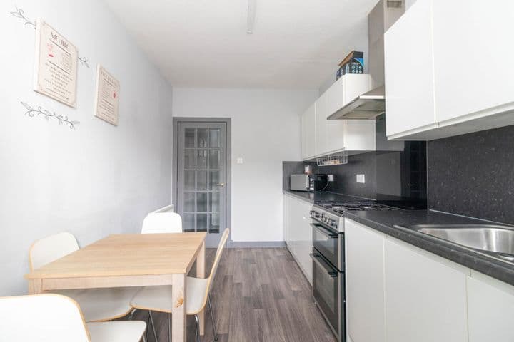 3 bedrooms apartment for sale in Dundee, United Kingdom - Image 8