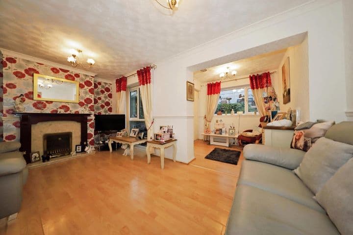 3 bedrooms house for sale in Stourbridge, United Kingdom - Image 3