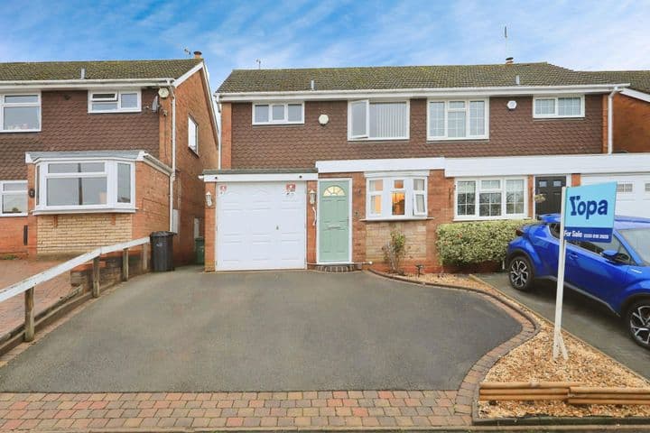 3 bedrooms house for sale in Stourbridge, United Kingdom