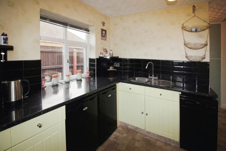 2 bedrooms house for sale in Grimsby, United Kingdom - Image 6