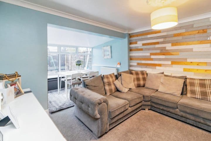 4 bedrooms house for sale in Luton, United Kingdom - Image 3