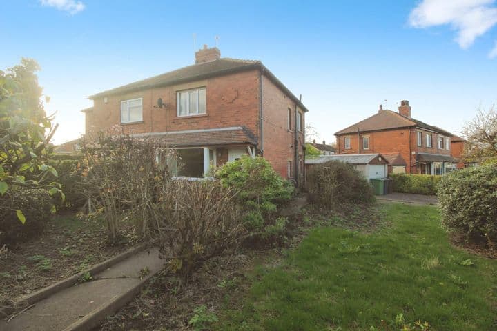 2 bedrooms house for sale in Wakefield, United Kingdom - Image 2