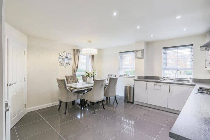 3 bedrooms house for sale in Leeds, United Kingdom - Image 5