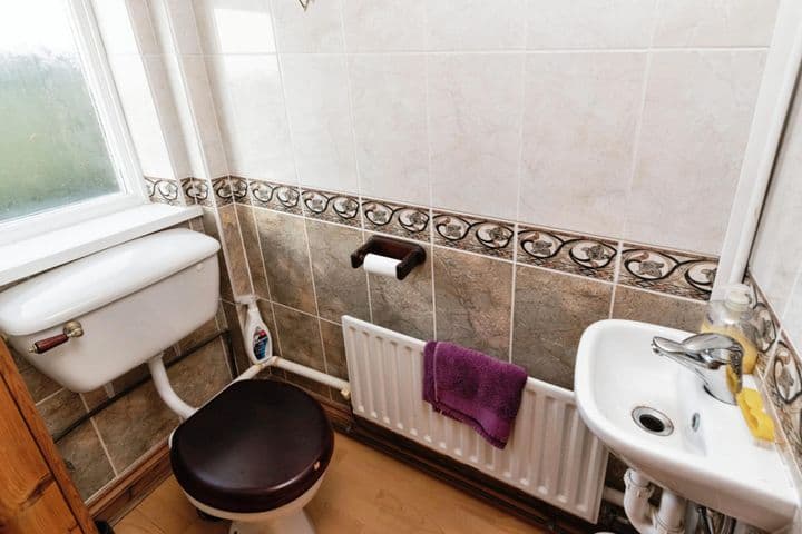 3 bedrooms house for sale in Cwmbran, United Kingdom - Image 9