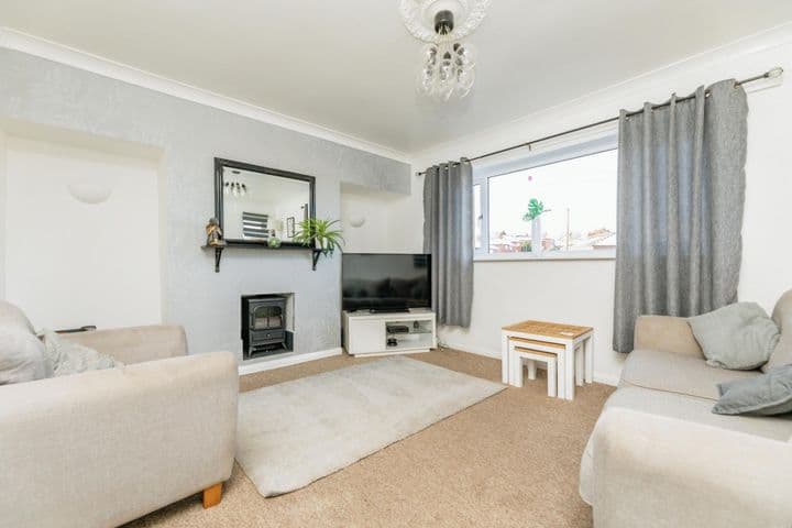 3 bedrooms house for sale in Barnsley, United Kingdom - Image 9