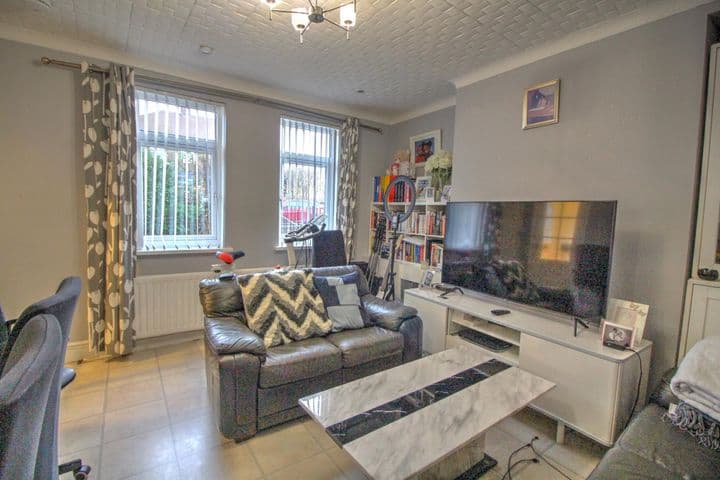 3 bedrooms house for sale in Newcastle Upon Tyne, United Kingdom - Image 4