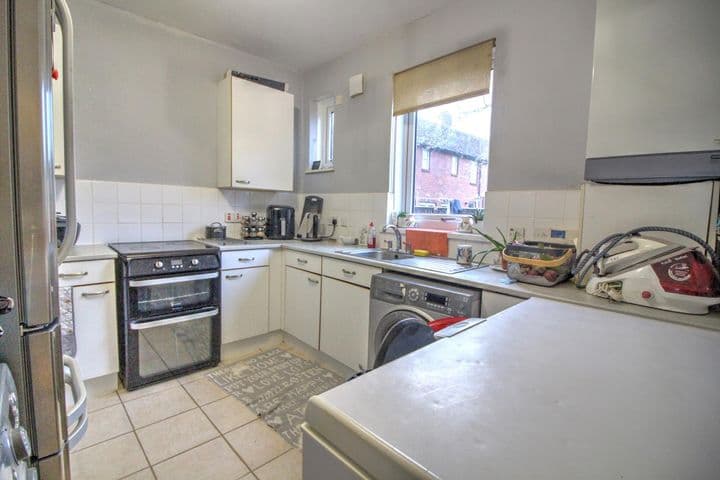 3 bedrooms house for sale in Newcastle Upon Tyne, United Kingdom - Image 5