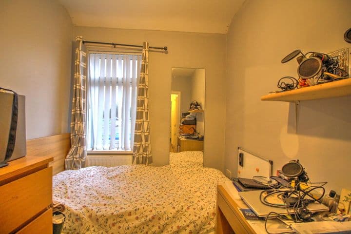 3 bedrooms house for sale in Newcastle Upon Tyne, United Kingdom - Image 7