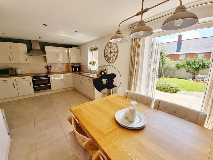 3 bedrooms house for sale in Roade, United Kingdom - Image 4