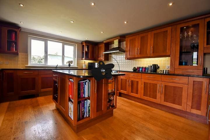 5 bedrooms house for sale in Helston, United Kingdom - Image 4