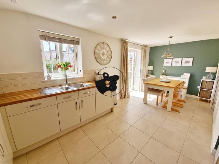 3 bedrooms house for sale in Roade, United Kingdom - Image 11