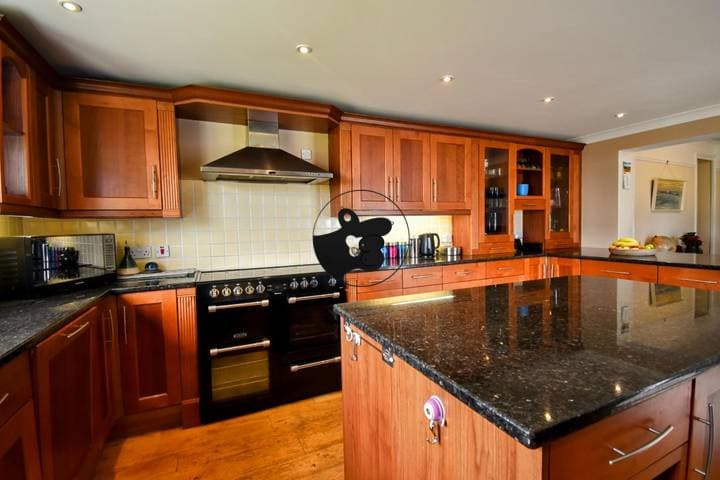 5 bedrooms house for sale in Helston, United Kingdom - Image 7