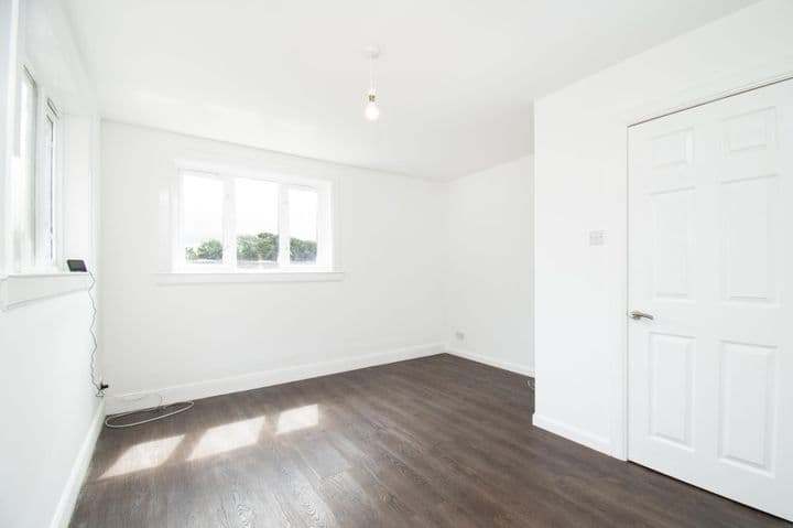 2 bedrooms apartment for sale in Forfar, United Kingdom - Image 4