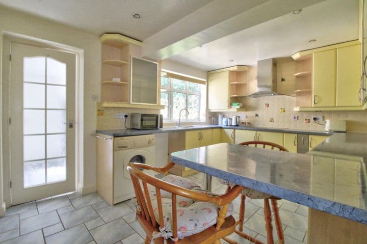 4 bedrooms house for sale in Luton, United Kingdom - Image 7