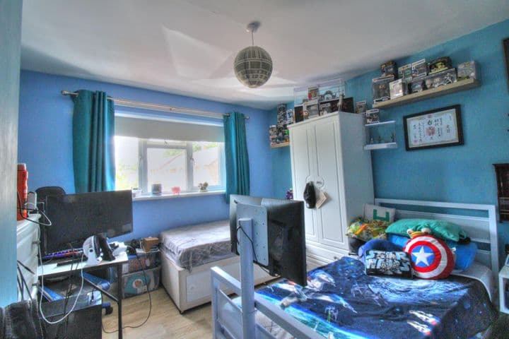 3 bedrooms house for sale in Basildon, United Kingdom - Image 12