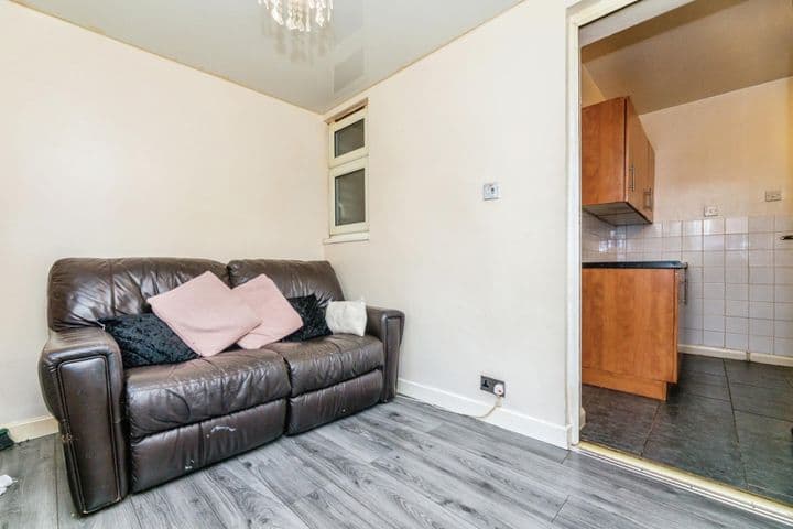 3 bedrooms house for sale in Rotherham, United Kingdom - Image 10