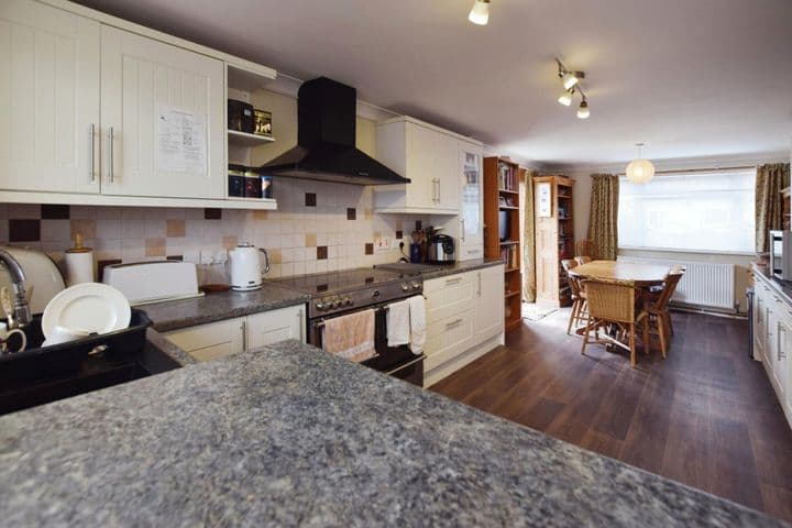 4 bedrooms house for sale in Peterborough, United Kingdom - Image 4