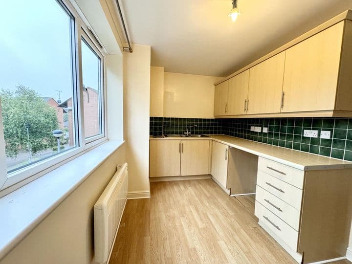 2 bedrooms apartment for sale in Chester, United Kingdom - Image 5