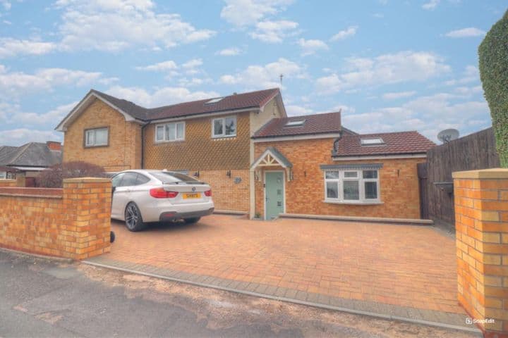 3 bedrooms house for sale in Leicester, United Kingdom - Image 2