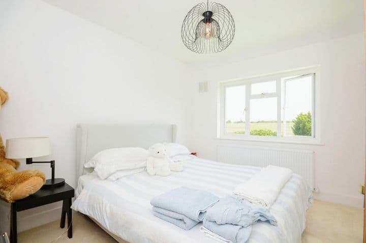 3 bedrooms house for sale in Uxbridge, United Kingdom - Image 5