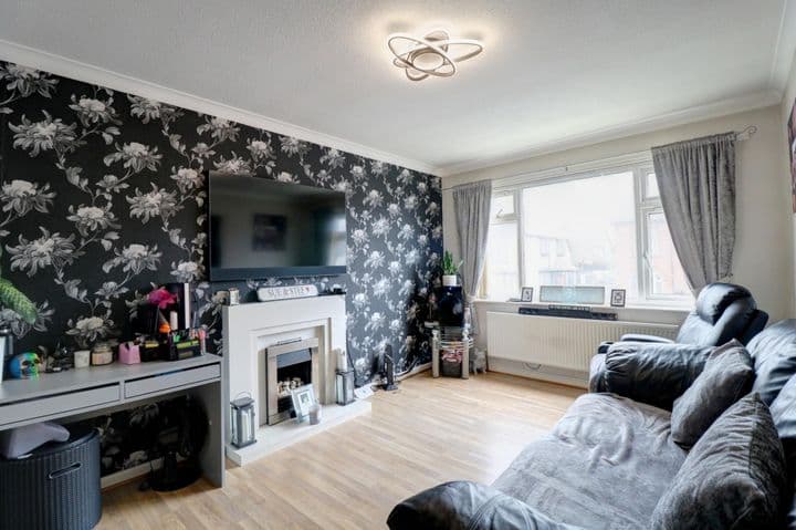 2 bedrooms apartment for sale in Blackpool, United Kingdom - Image 3