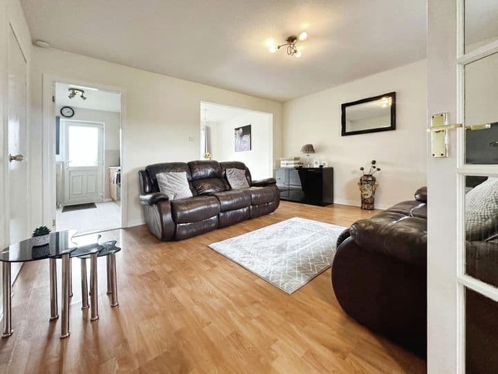 3 bedrooms house for sale in Glasgow, United Kingdom - Image 3