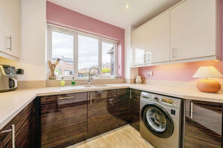 3 bedrooms house for sale in Warrington, United Kingdom - Image 10