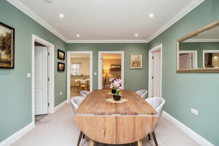 3 bedrooms apartment for sale in Tunbridge Wells, United Kingdom - Image 10