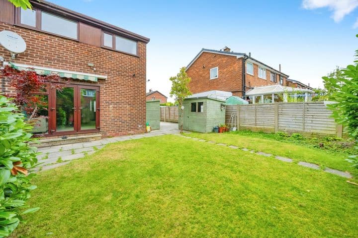 3 bedrooms house for sale in Warrington, United Kingdom - Image 3