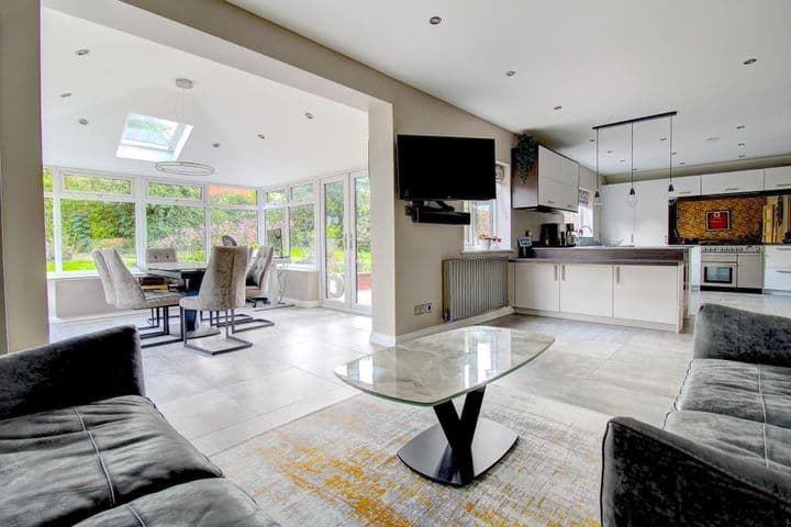 4 bedrooms house for sale in Tamworth, United Kingdom - Image 3