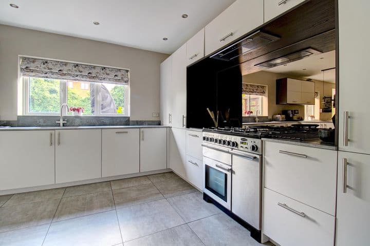 4 bedrooms house for sale in Tamworth, United Kingdom - Image 8