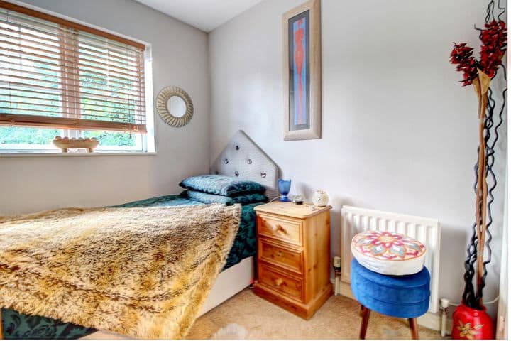 3 bedrooms house for sale in Basingstoke, United Kingdom - Image 10