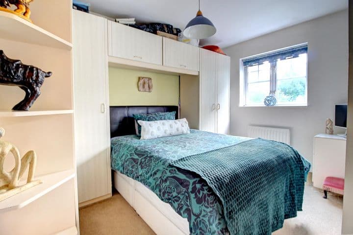 3 bedrooms house for sale in Basingstoke, United Kingdom - Image 9