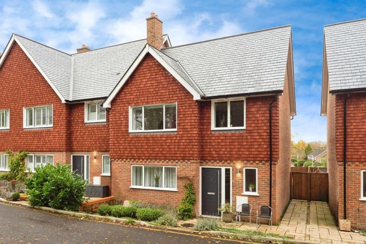 3 bedrooms house for sale in Tunbridge Wells, United Kingdom - Image 2