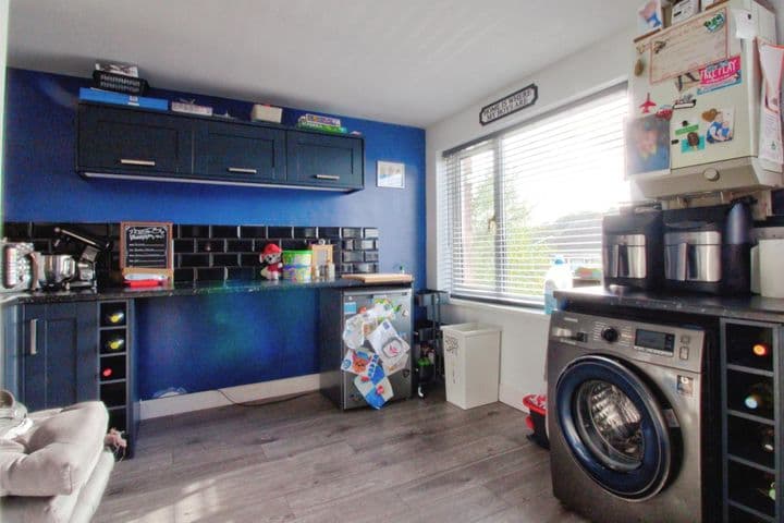 4 bedrooms house for sale in Rotherham, United Kingdom - Image 5