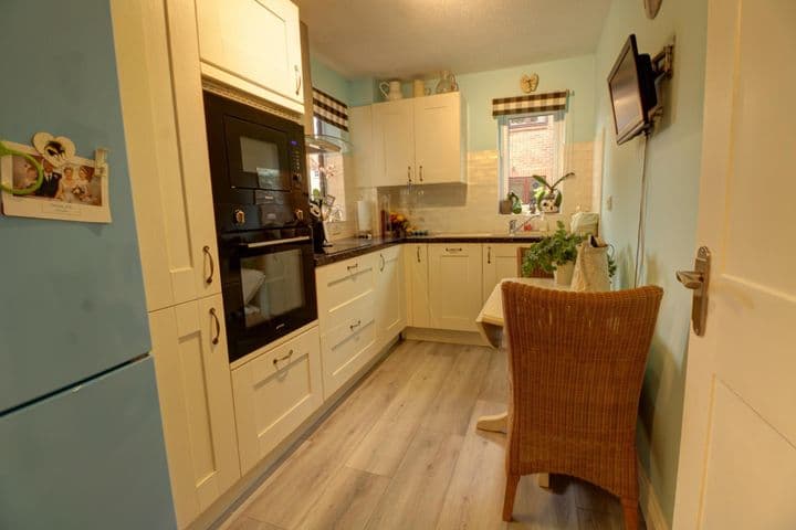 1 bedroom house for sale in Newbury, United Kingdom - Image 5