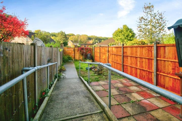 2 bedrooms house for sale in Rochester, United Kingdom - Image 12