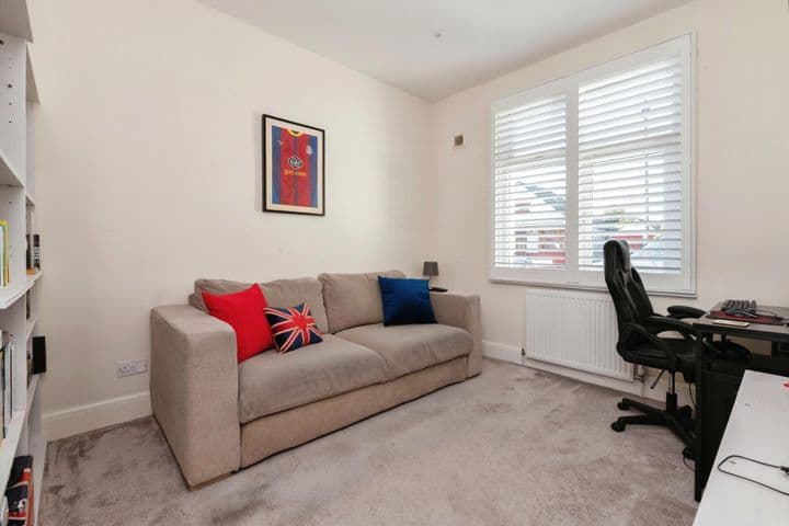 4 bedrooms house for sale in Leigh-On-Sea, United Kingdom - Image 10