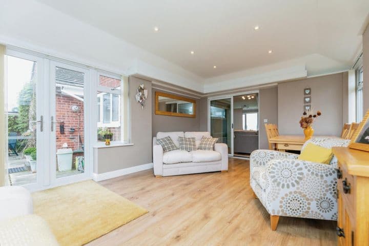 4 bedrooms house for sale in Rotherham, United Kingdom - Image 10