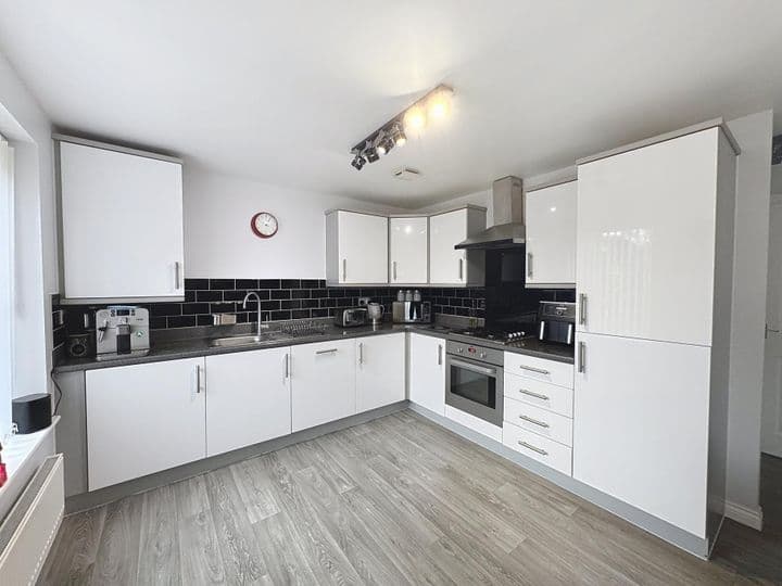 3 bedrooms house for sale in Manchester, United Kingdom - Image 6