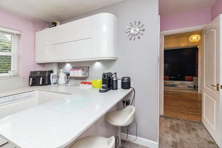 4 bedrooms house for sale in Dunstable, United Kingdom - Image 9