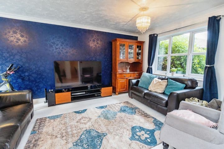 4 bedrooms house for sale in Dunstable, United Kingdom - Image 5