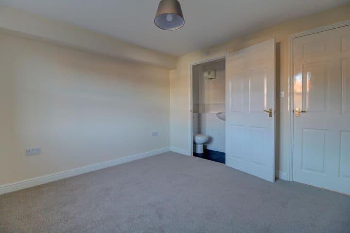 2 bedrooms apartment for sale in Ashford, United Kingdom - Image 8