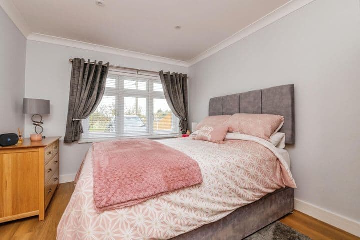 3 bedrooms house for sale in Hockley, United Kingdom - Image 9