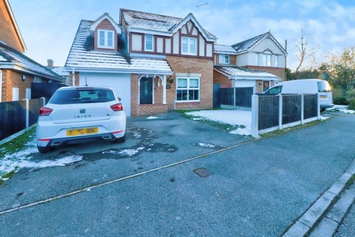 4 bedrooms house for sale in Barnsley, United Kingdom - Image 2