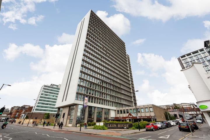 1 bedroom apartment for sale in Croydon, United Kingdom - Image 2