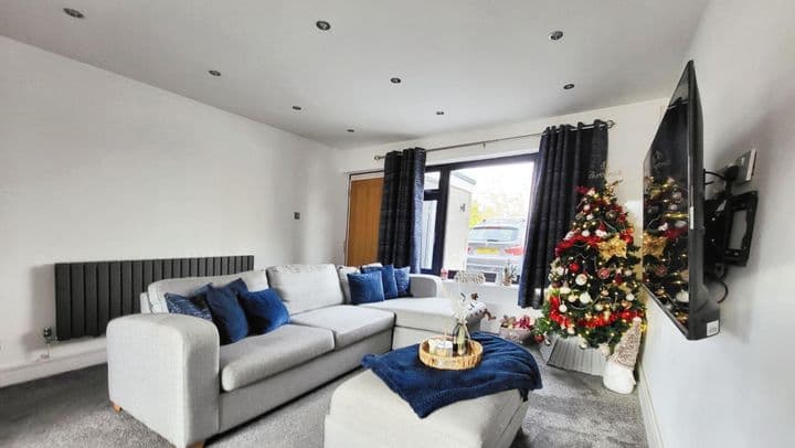 3 bedrooms house for sale in Wrexham County Borough, United Kingdom - Image 3