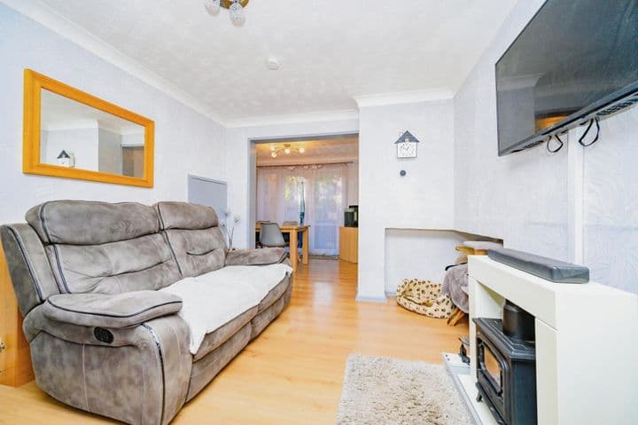 3 bedrooms house for sale in Luton, United Kingdom - Image 4