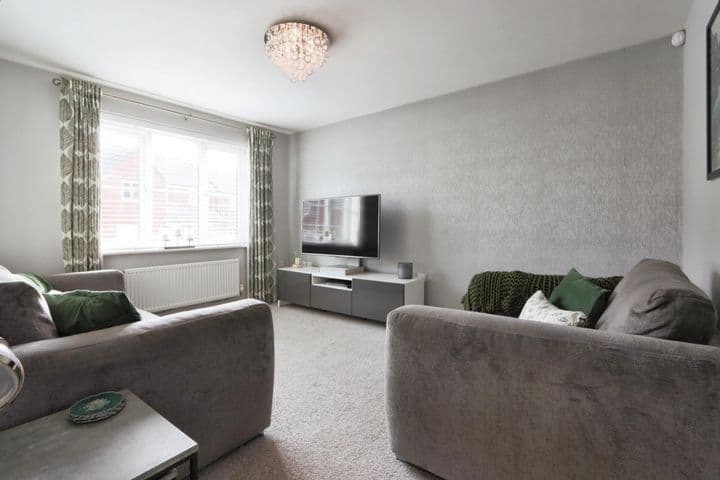 4 bedrooms house for sale in Wakefield, United Kingdom - Image 3