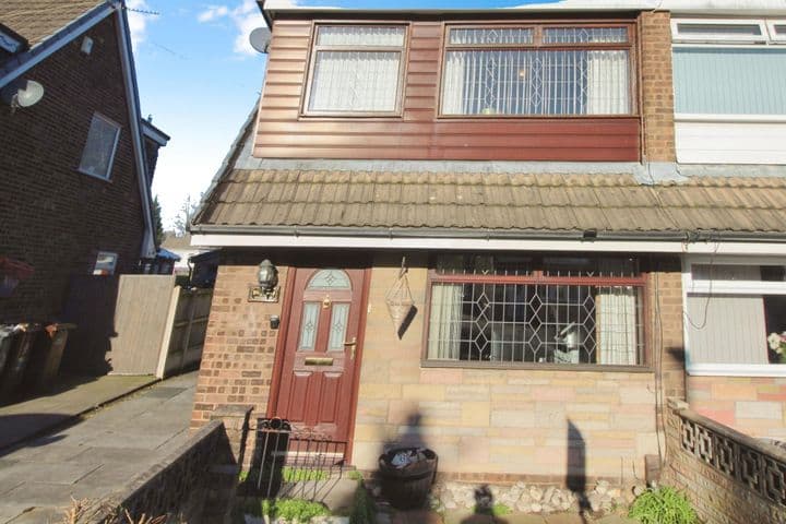 3 bedrooms house for sale in Wigan, United Kingdom - Image 2